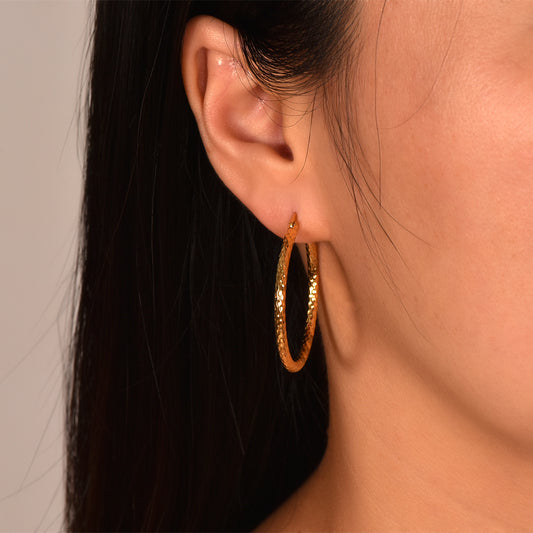 Gold Hoop Earrings – Minimalist 18K Plated