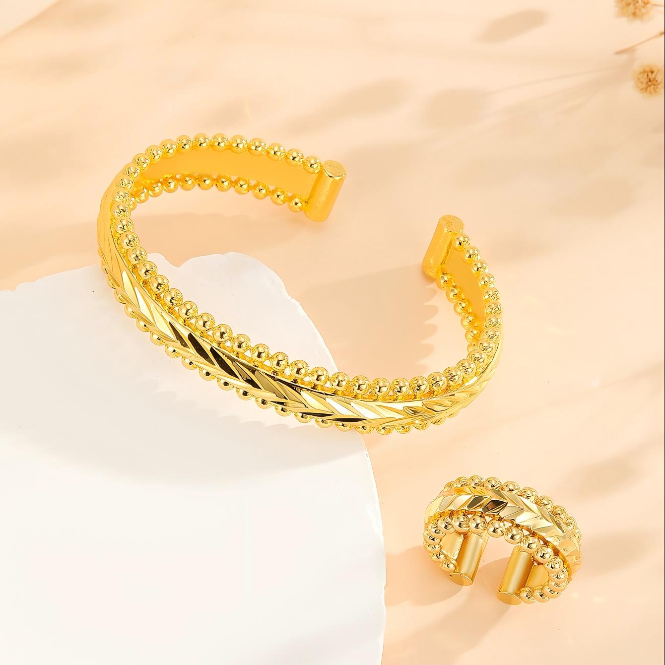 Minimal Gold Bracelet
