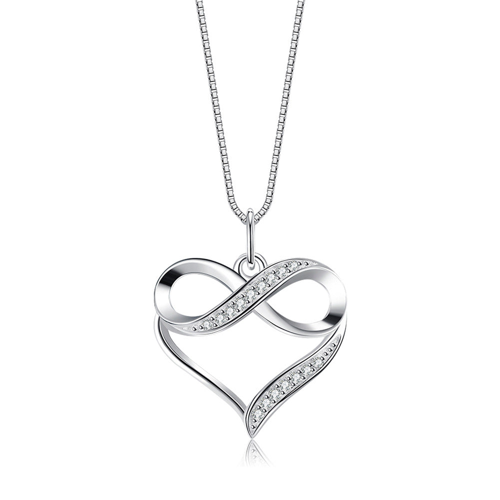 Luxury Heart Pendant Necklace